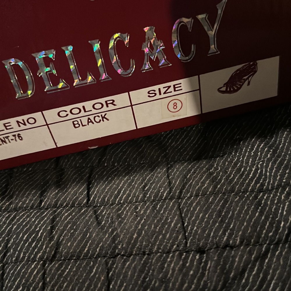 Delicacy 8 Black Ascent 76 - Picture 2 of 2
